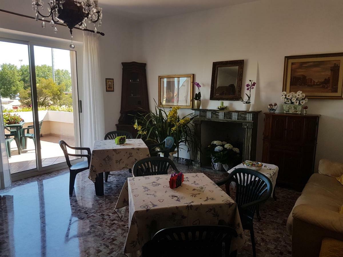 Camere "Le Margherite" Olbia Bagian luar foto